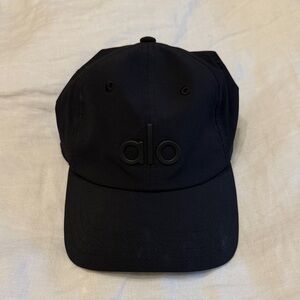 Alo Yoga Performance Off Duty Cap